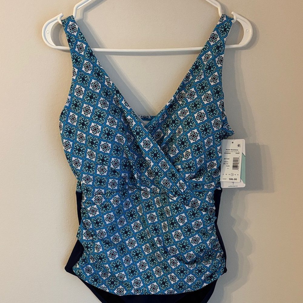 Swim Solutions Macy’s tummy control bust support geometric One Piece Swimsuit 14 - Picture 2 of 13